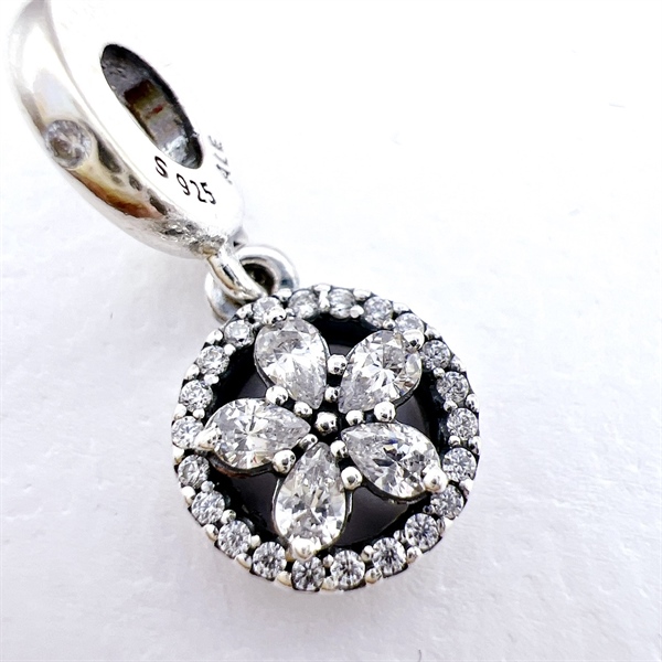 Charm treo Sao - Cái